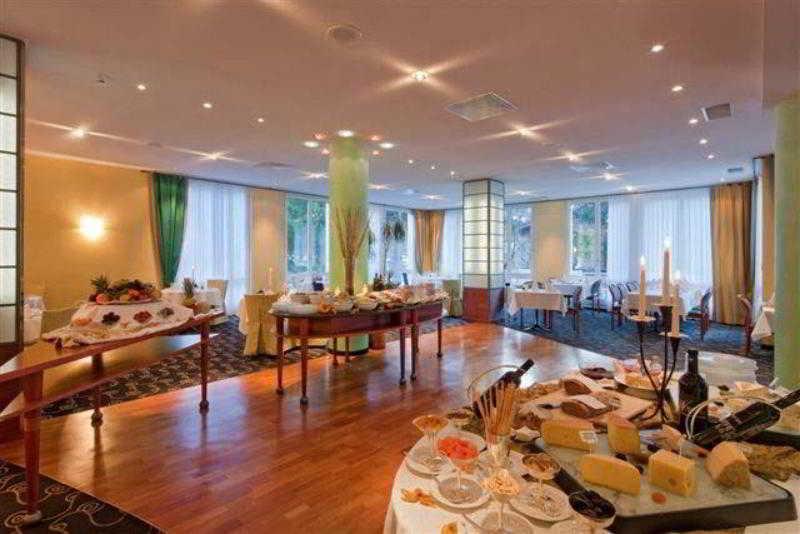 Hotel Metropol Saas-Fee Restauracja zdjęcie